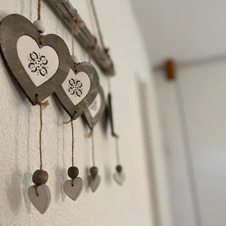 T2 Bis 40m2 5p. Vue. Balcon. Parking. Piscine Ete.