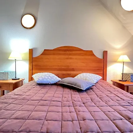 Apartament T2 Bis 40m2 5p. Vue. Balcon. Parking. Piscine Ete.