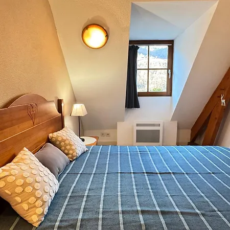 T2 Bis 40m2 5p. Vue. Balcon. Parking. Piscine Ete. Cauterets