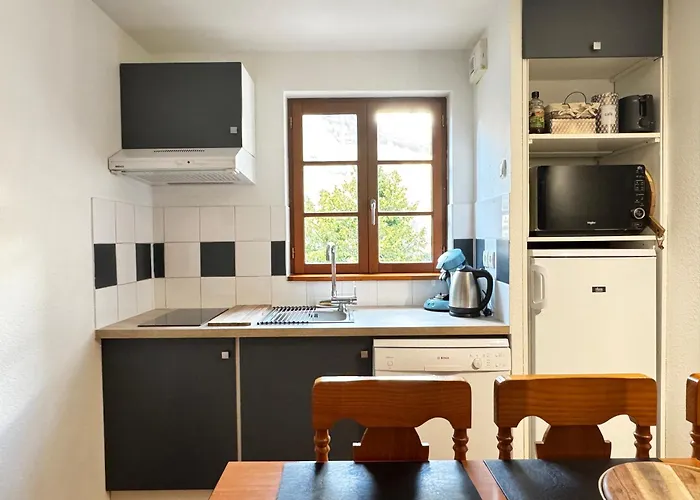 T2 Bis 40m2 5p. Vue. Balcon. Parking. Piscine Ete. * Cauterets